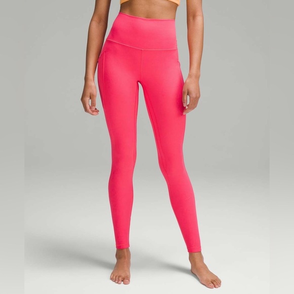 E - Lululemon Align High-Rise Pant with Pockets 28"
Lip Gloss - Picture 2 of 5